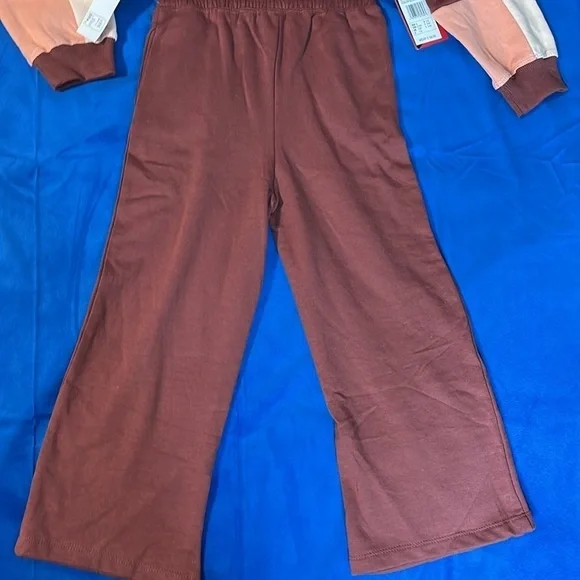 ⭐️ NWT Reebok Sedona Rose two-piece tracksuit - size 6 - Picture 4 of 7